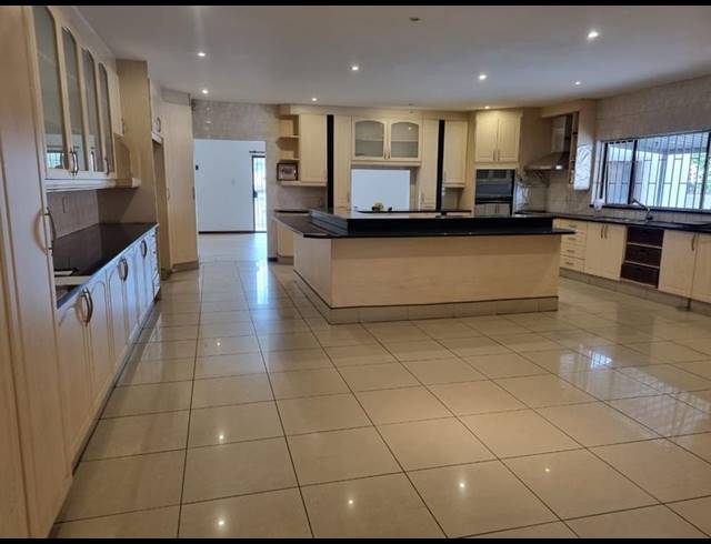 5 BEDROOM HOUSE FOR SALE IN MEYERSDAL